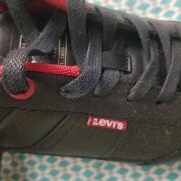 Levi casual shoes - Picture 2 of 6